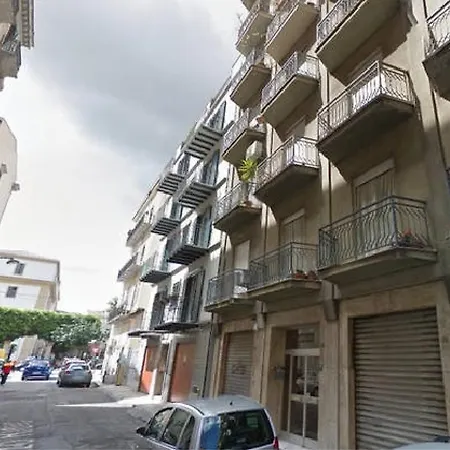 Cavour *
